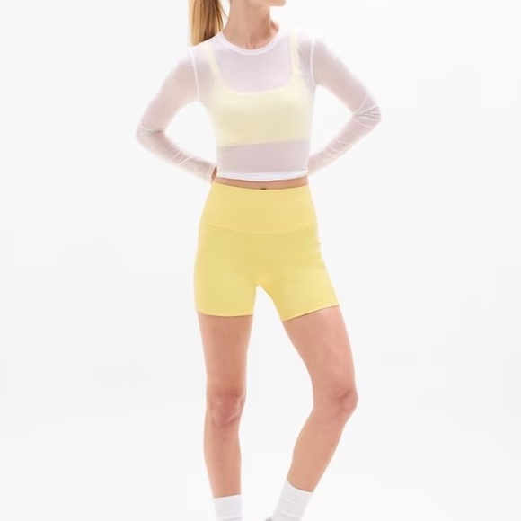 Vibrant Green Athleta 5" Salutation Stash Shorts (Size M) – Washed, Never Worn - Picture 6 of 6